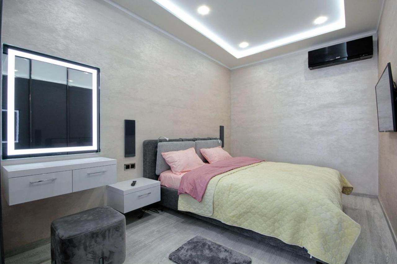 Шикарные Апартаменты У Моря!!! Odessa Exterior foto